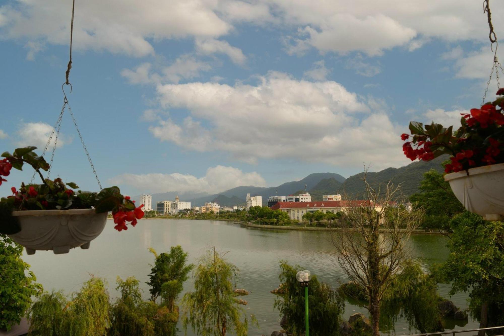 Anh Hong Hotel Ta Lan Than Exterior photo